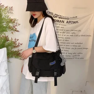 Fashionable Men's Shoulder Messenger Bags for Teen Women Casual Crossbody Bag, Suitable for Daily Use During Campus Work Travel